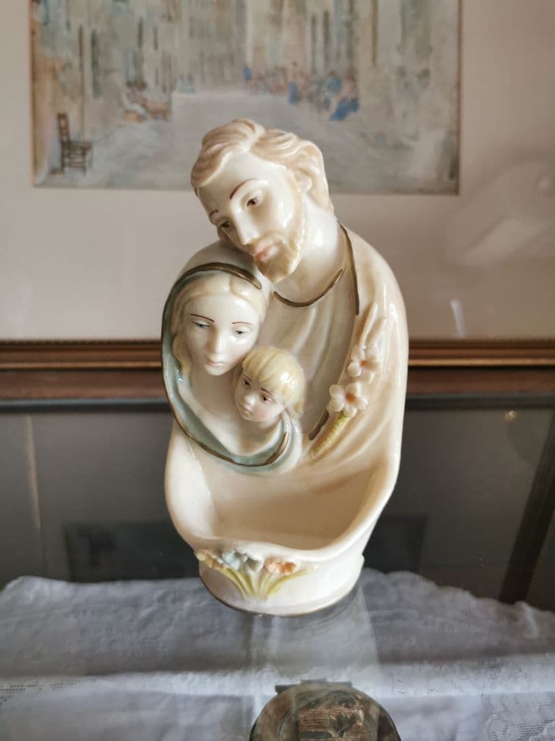 アンティークベルギー リヤドロ風 聖家族ポーセリン聖水入れ イエスマリアヨセフ