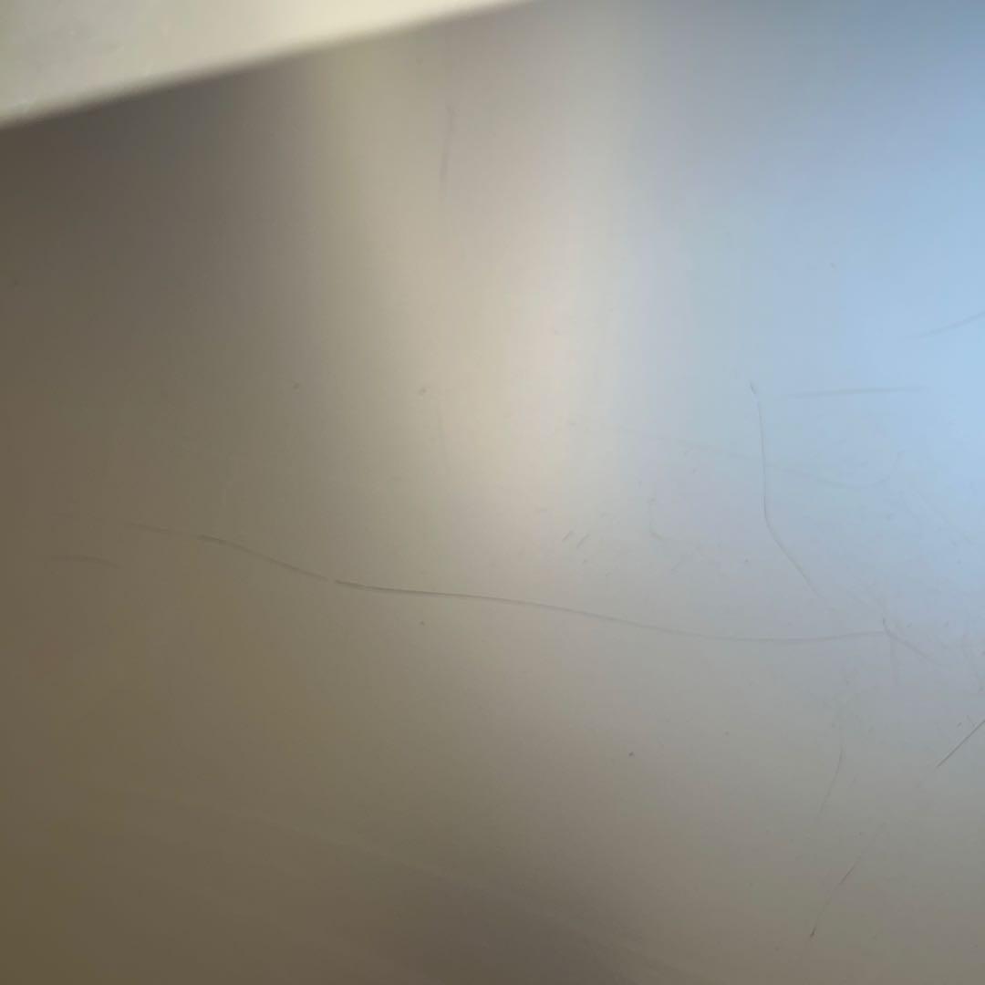 カッシーナ　イクシー　エアーフレーム