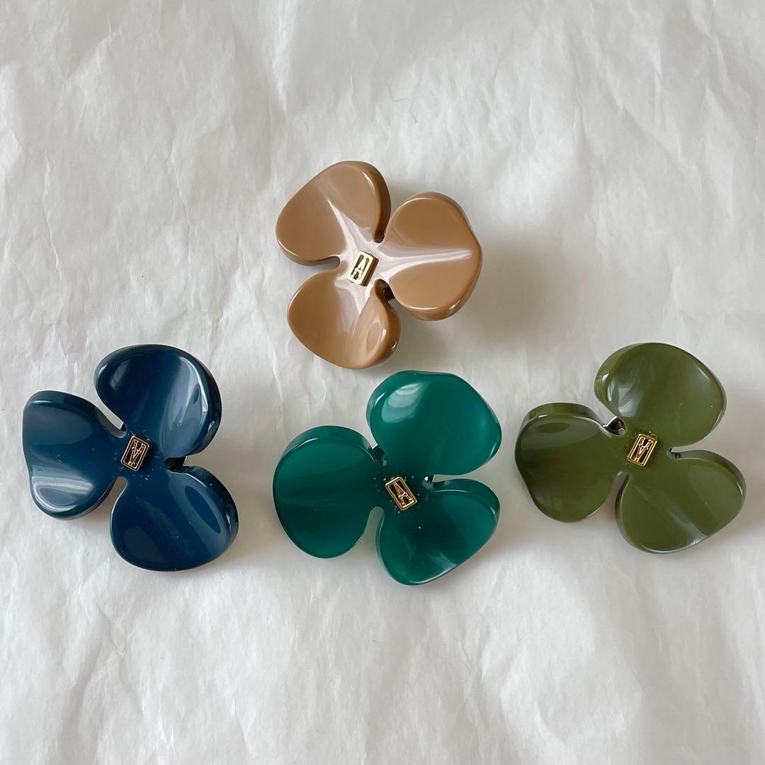 アレクサンドル ドゥ パリ ミニブローチ 4個セット