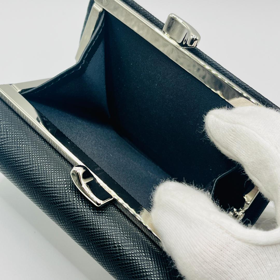 Vivienne Westwood 特価 折財布 黒 がま口 定番 シンプル