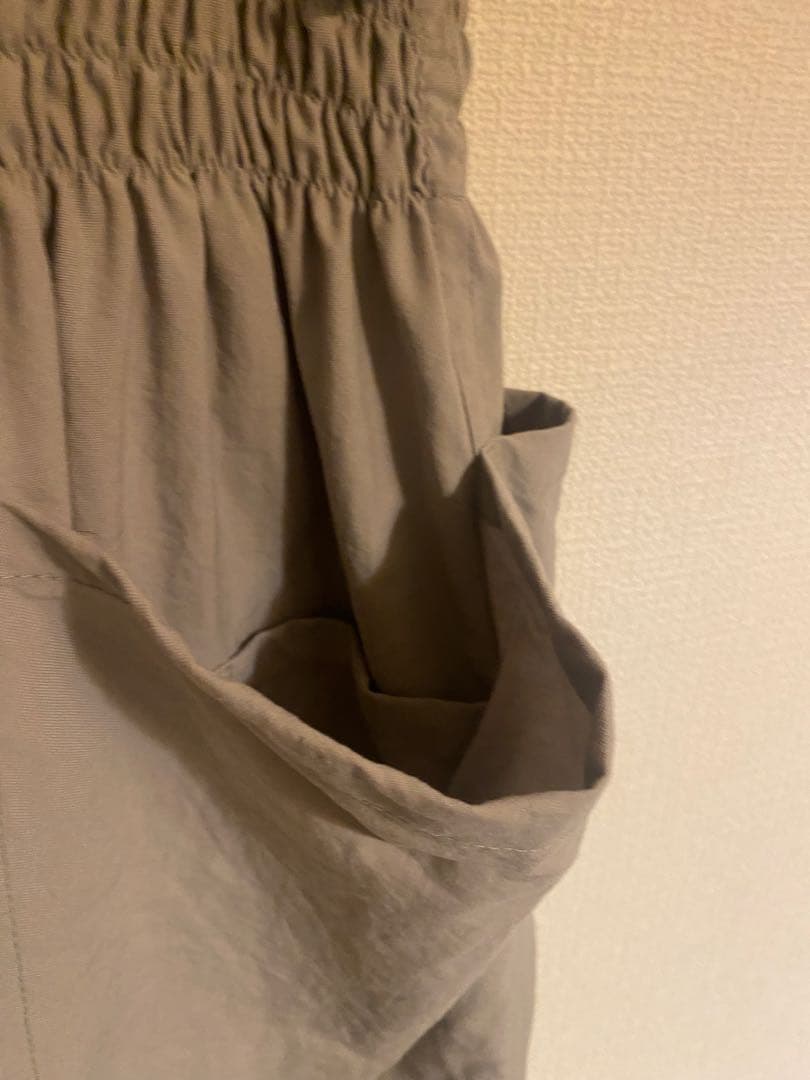 一二の用品店　モンペズボン　雲