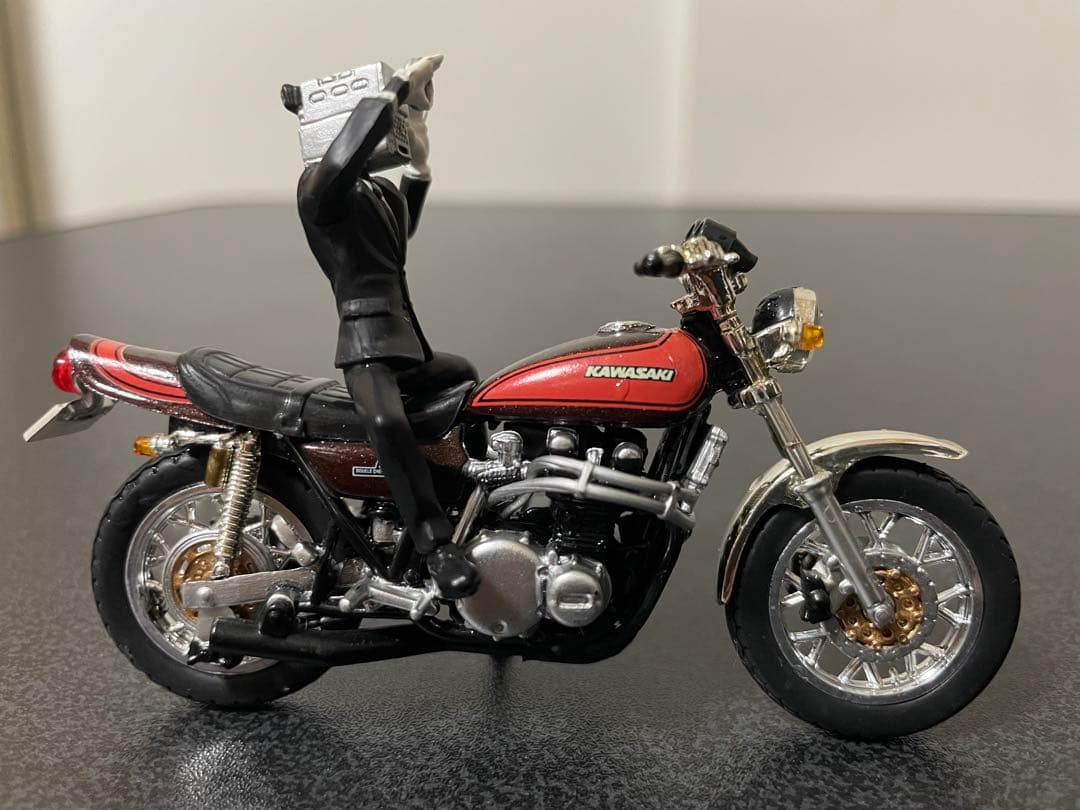 アオシマ　GTO 火の玉　ZI ZⅡ RZ ミニチュアバイクセット 希少