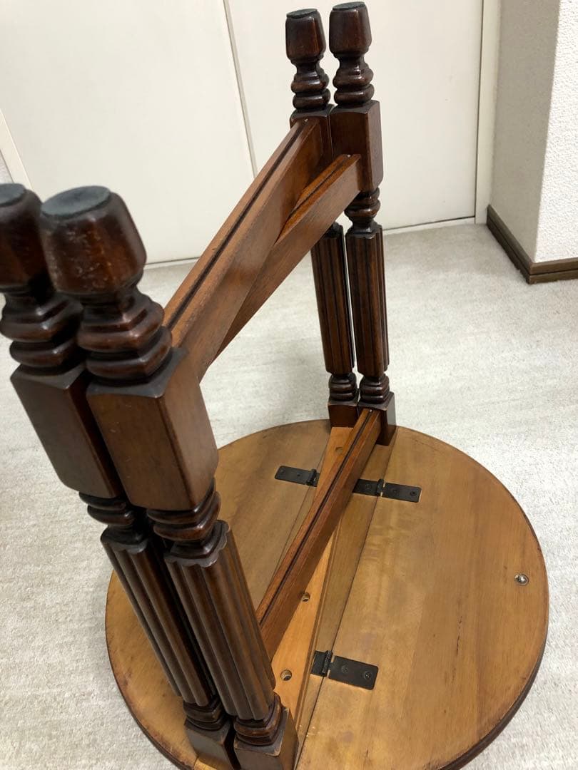 ネストテーブル　サイドテーブル　ドロップリーフ バタフライ　バラスターレッグ