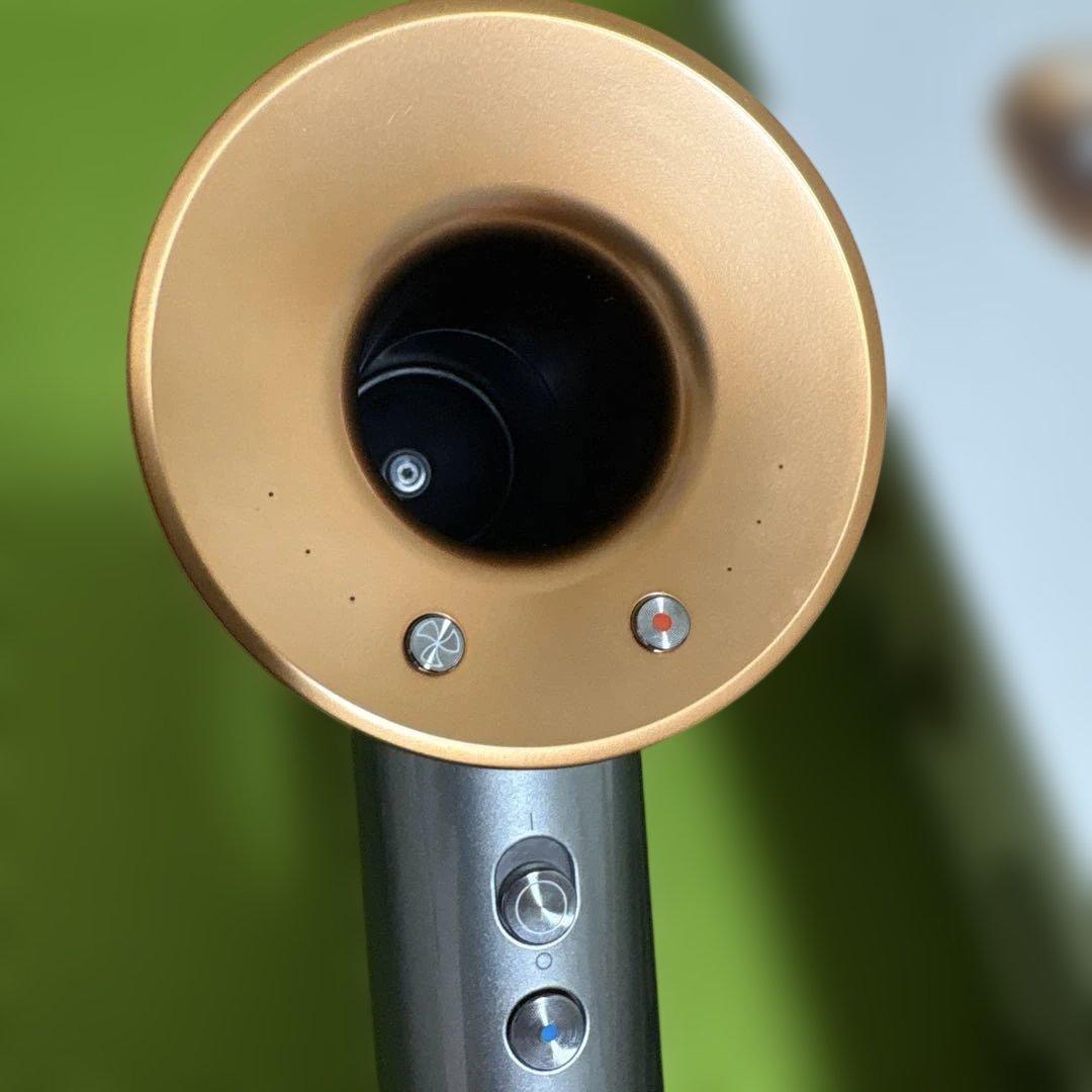 Dyson Supersonic ドライヤー ニッケル/コッパー　 HD08