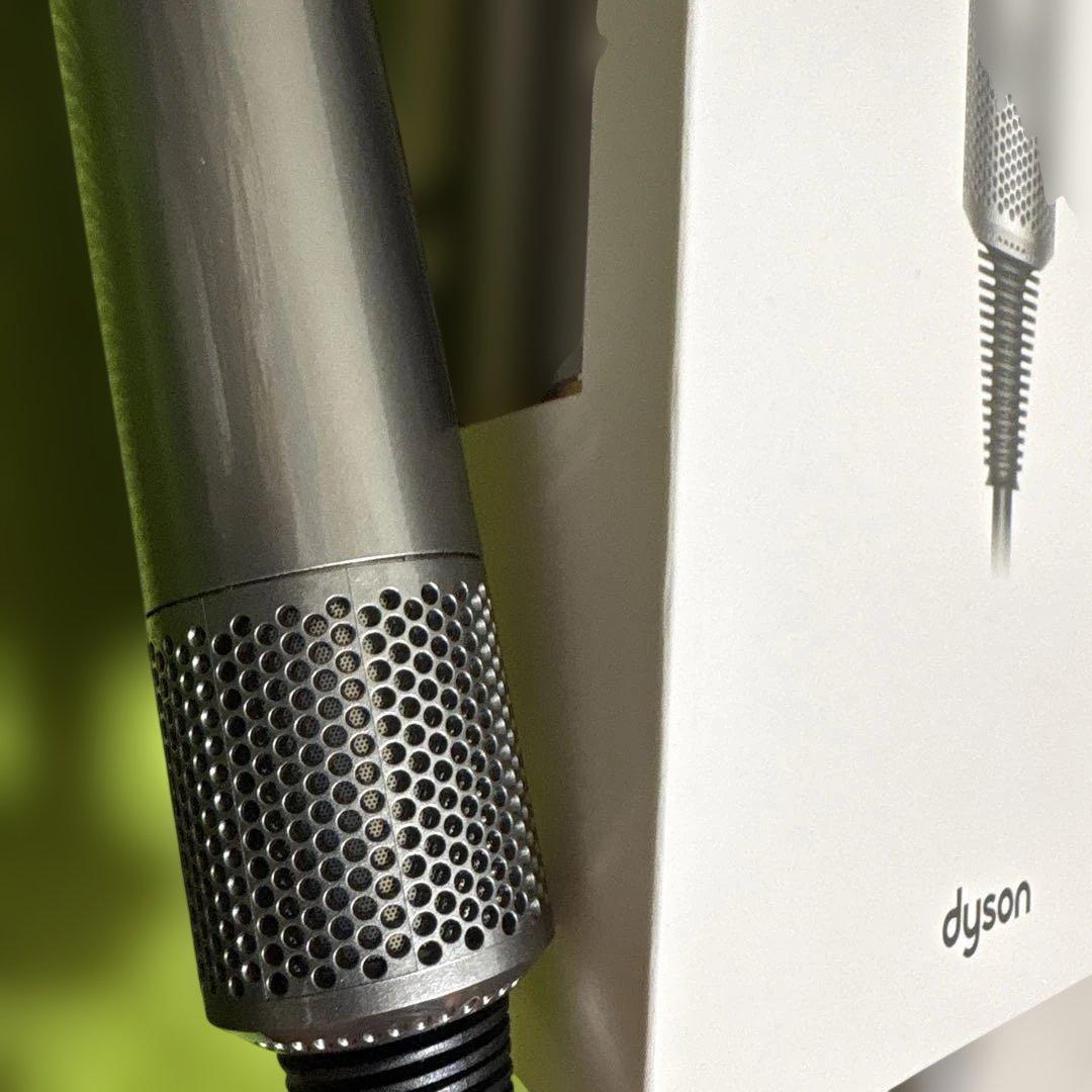 Dyson Supersonic ドライヤー ニッケル/コッパー　 HD08