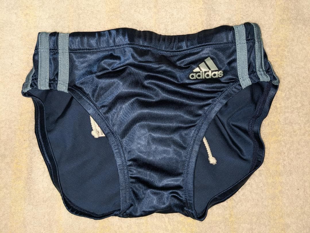 筑1014 adidas アディダス V型競パン サイズM R8252