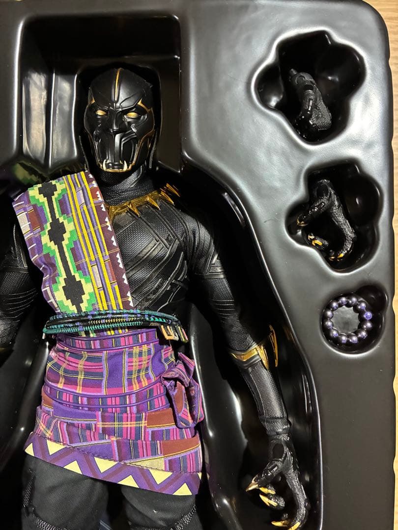ブラックパンサー T'Chaka フィギュアmms487
