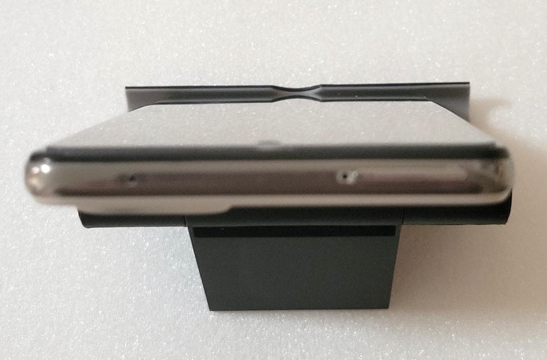 Galaxy A52 5G ホワイト docomo 本体 ホワイト