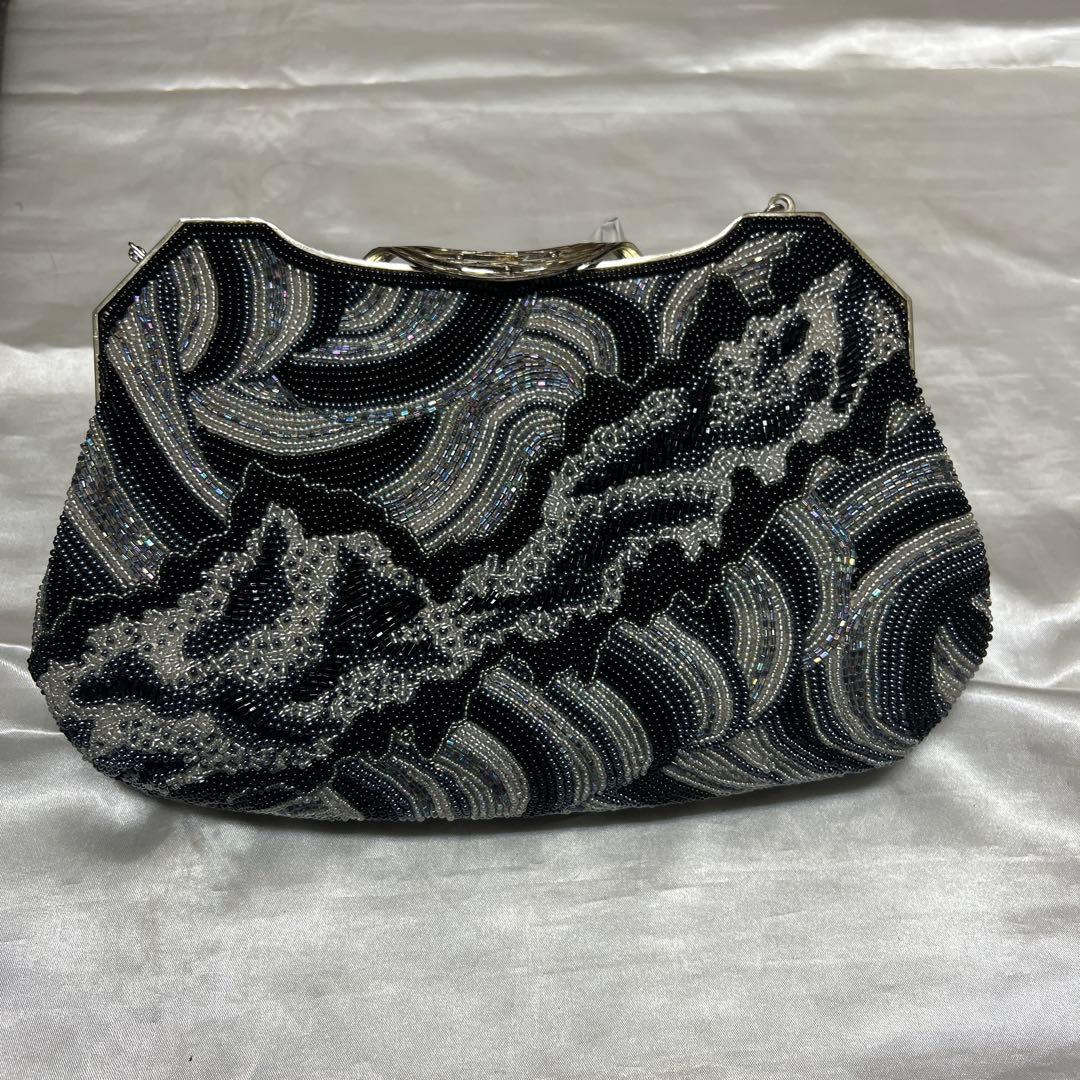 銀座白牡丹　総ビーズクラッチバッグ　和装