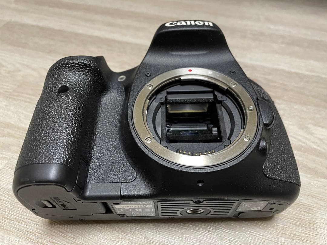ジャンク品　Canon EOS 7D・ボディ