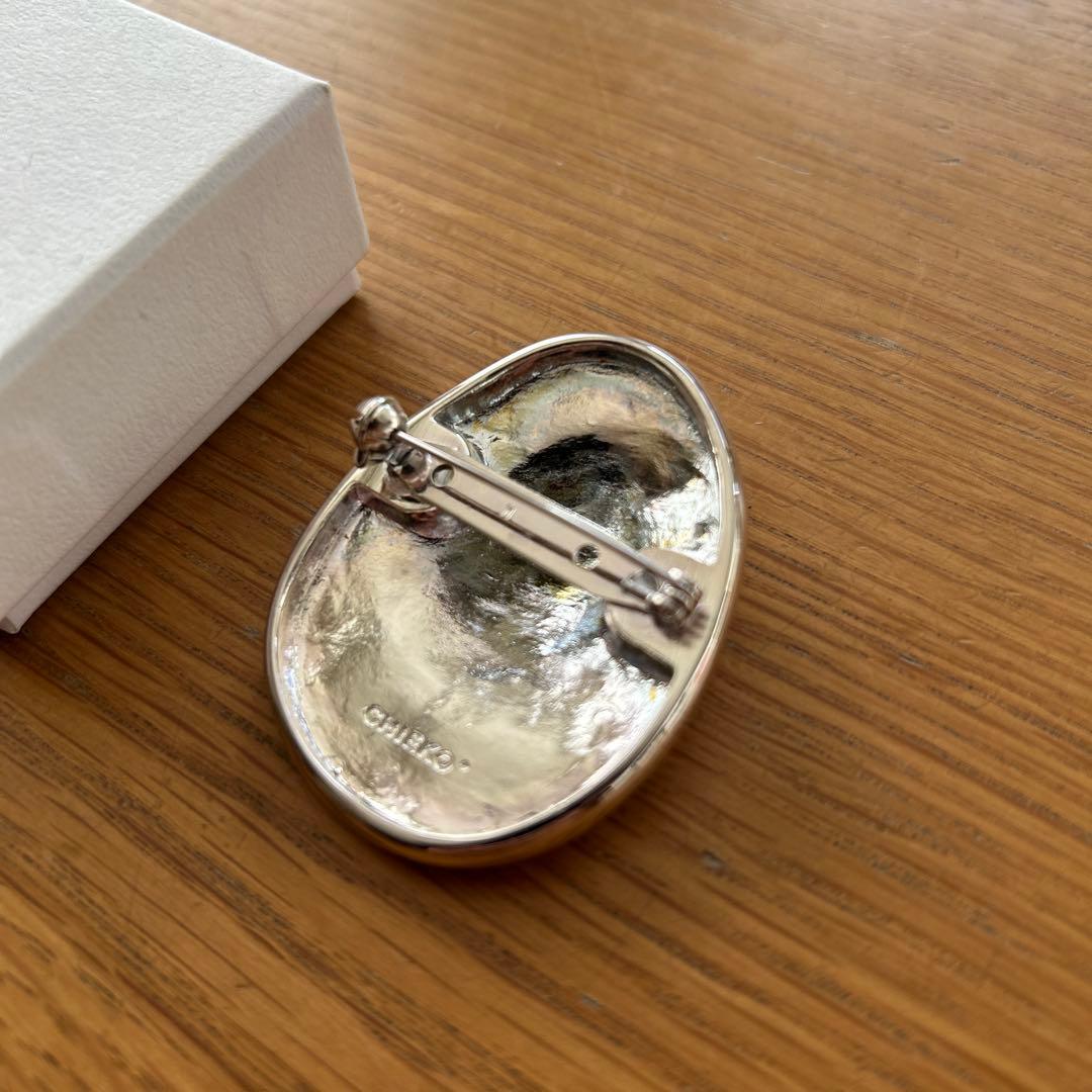 アクセサリー CHIEKO+ egg brooch