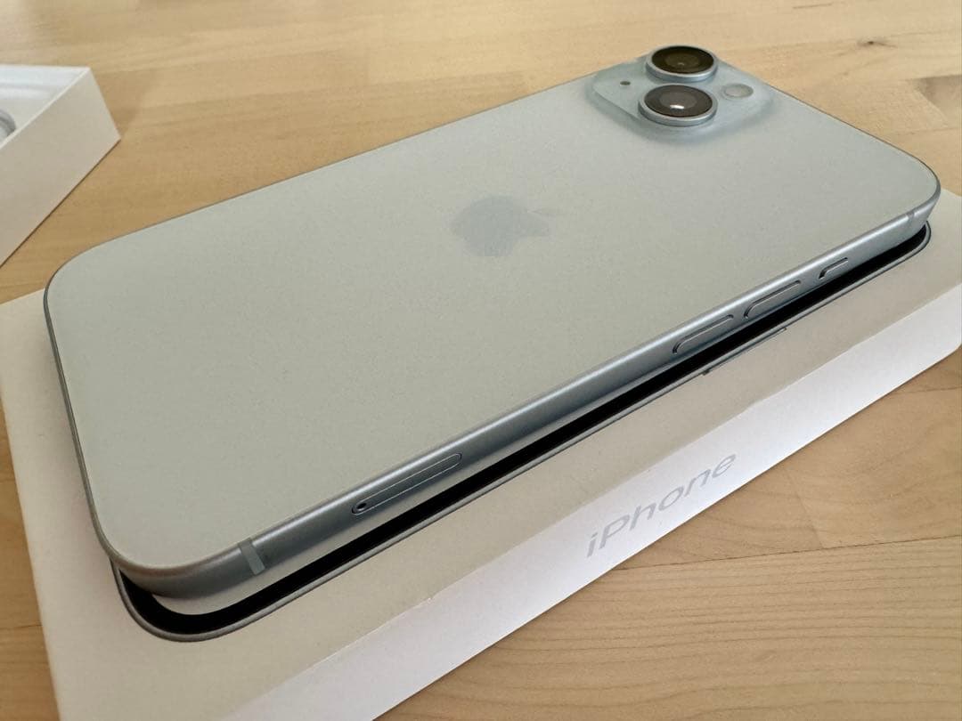 最終値下げ【美品】iPhone 15 256GB ブルー SIMフリー