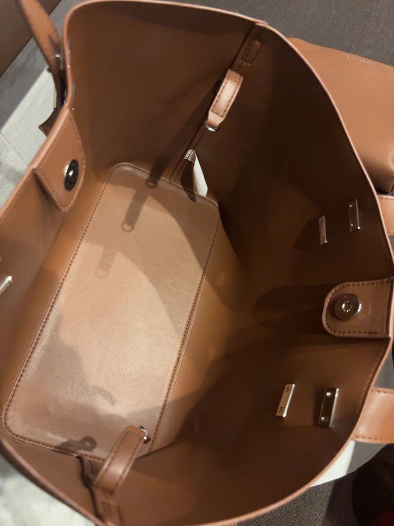 チャールズアンドキース