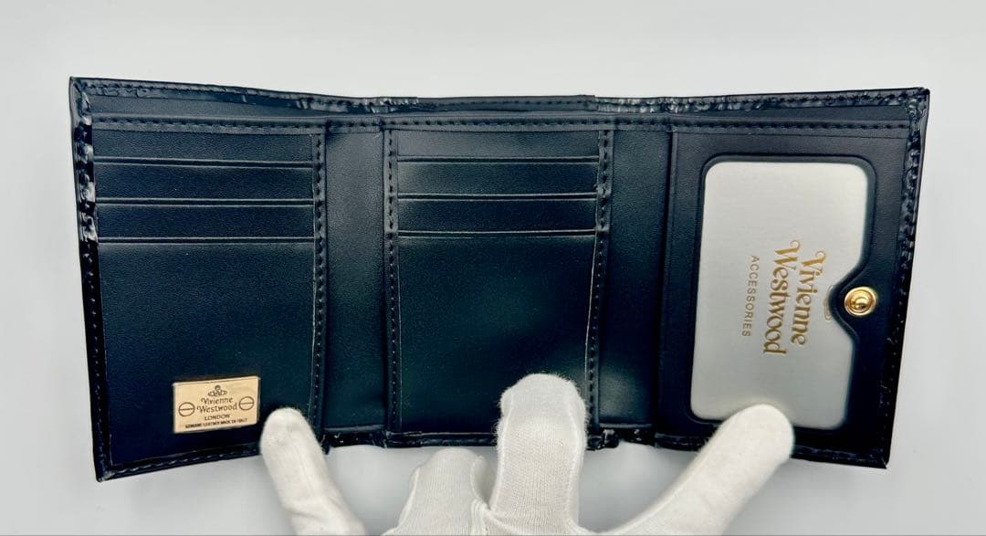 【♡最新✦新品♡】Vivienne Westwood 三つ折り財布 ブラック 黒