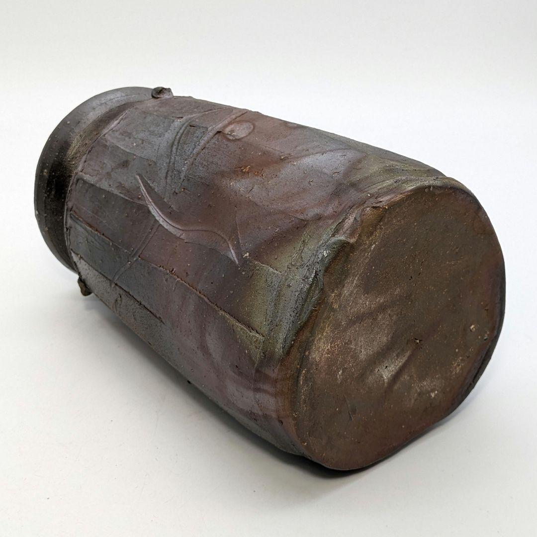 西川政美 備前焼 三角面取擂座花入 共箱共布栞 花器 花瓶 フラワーベース 置物