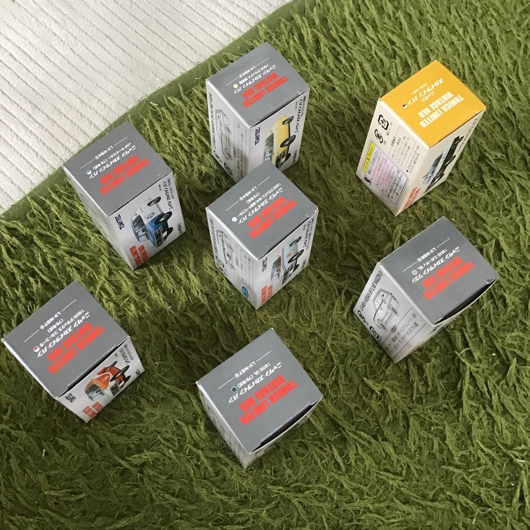 TOMICA LIMITED VINTAGE ニッサン　スカイラインバン