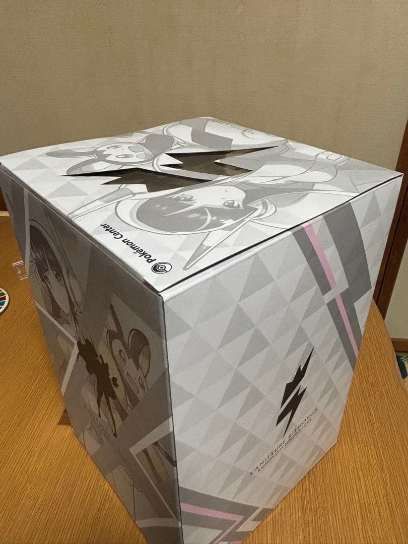 ポケモンセンター カミツレ＆エモンガ フィギュア