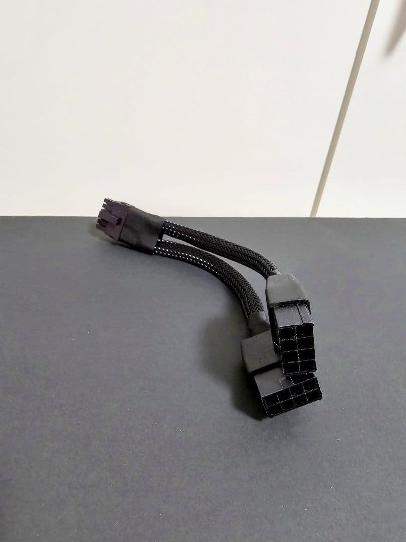 ELSA GeForce RTX 4070 Ti ERAZOR グラボ