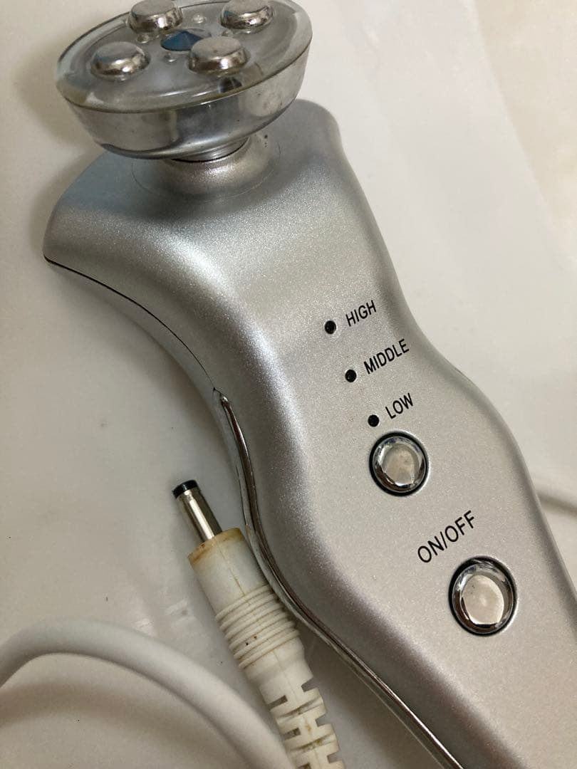 リベラータ ララルーチュRF 美顔器