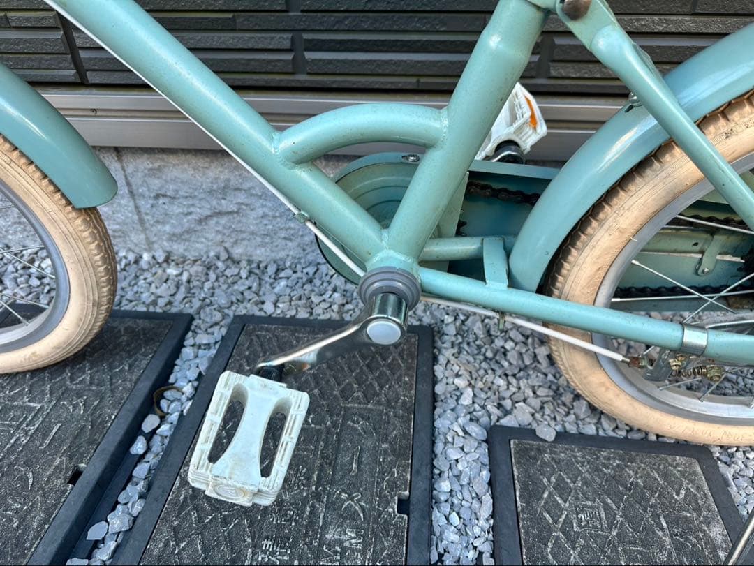 little tokyobike ブルージェイド 前カゴ&補助輪付き