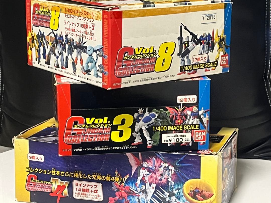バンダイのガンダムコレクション1/400 フィギア約300体（バラ売り不可）