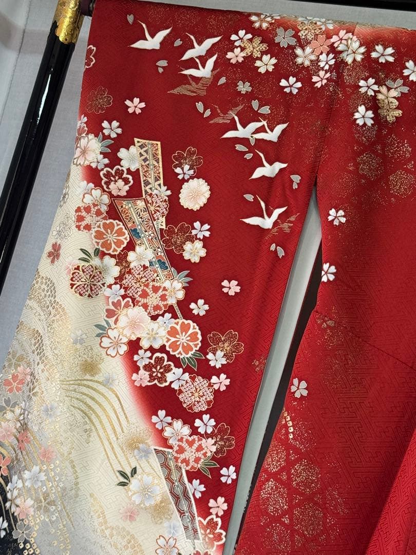 [極美品] 振袖　正絹　桜　鶴　紅　白　黒　高身長　成人式　結婚式　礼装
