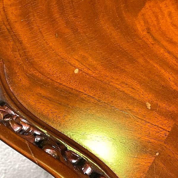 アンティーク調　オケージョナルテーブル　サイドテーブル　猫足机　透かし彫り