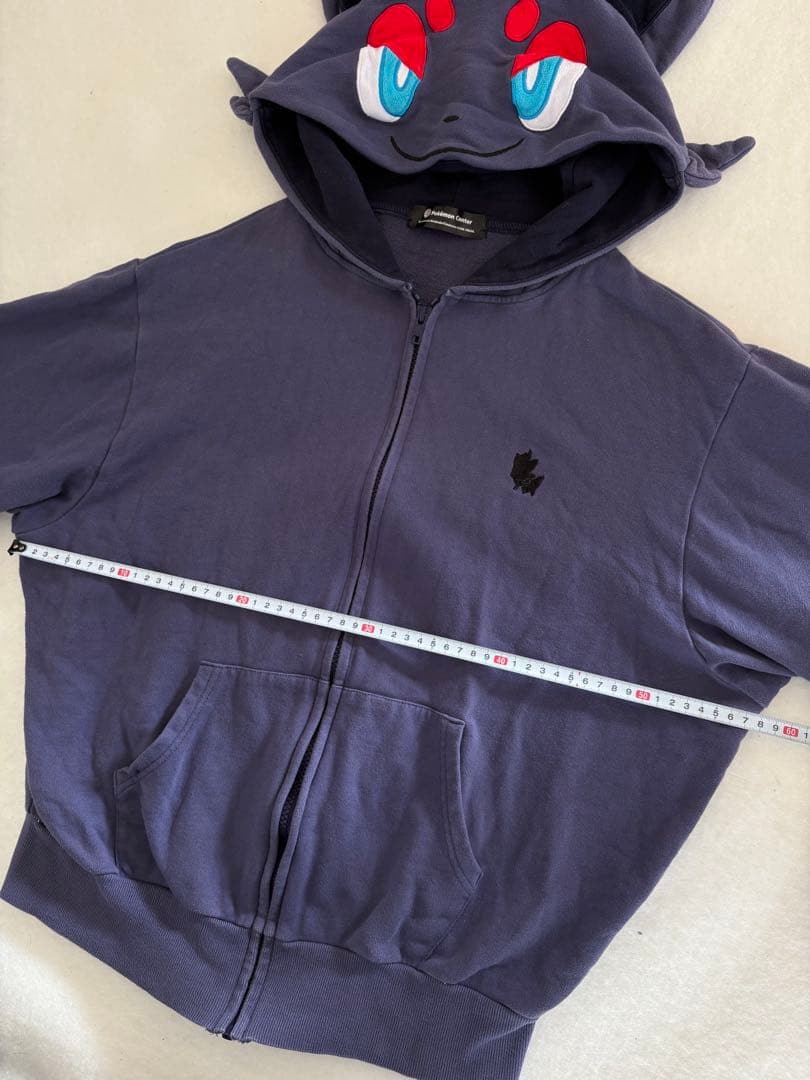 ポケモン　ポケモンセンター　ゾロア　パーカー　FREEサイズ