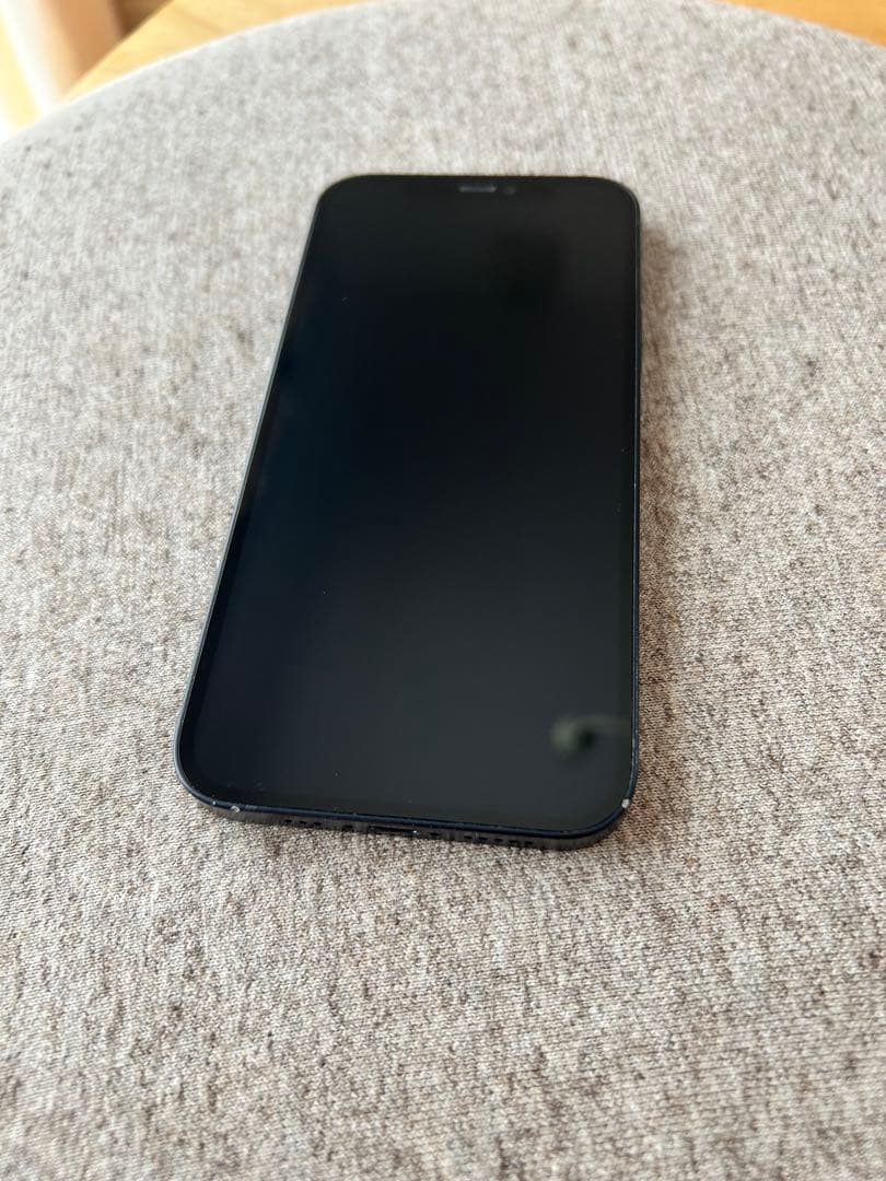 Apple iPhone 12 ブラック 本体 箱付き　SIMフリー