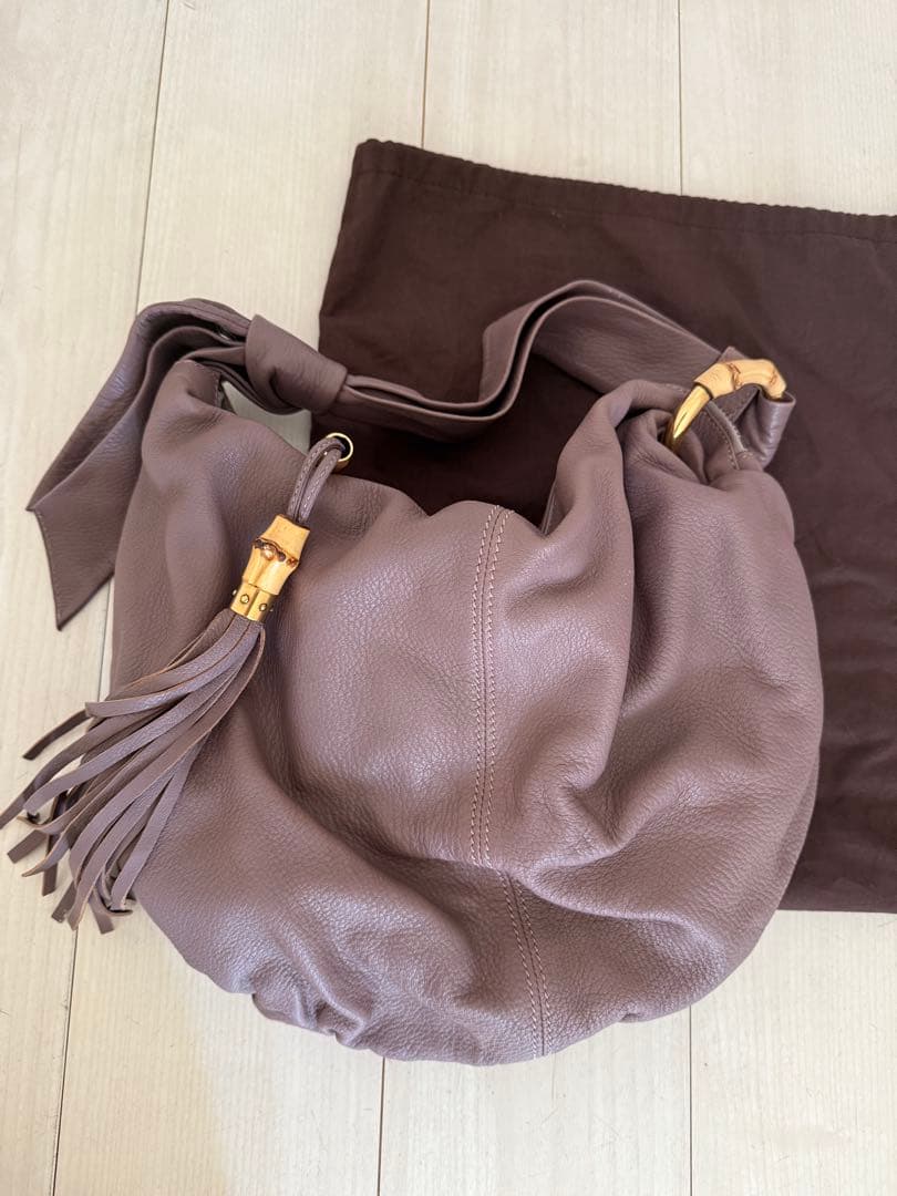GUCCI ハンドバッグ ワンショルダー バンブー タッセル レザー