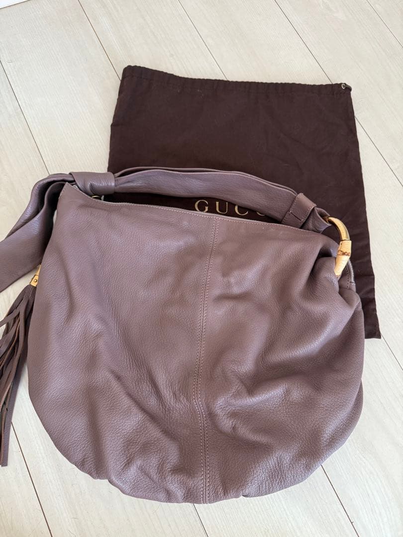 GUCCI ハンドバッグ ワンショルダー バンブー タッセル レザー