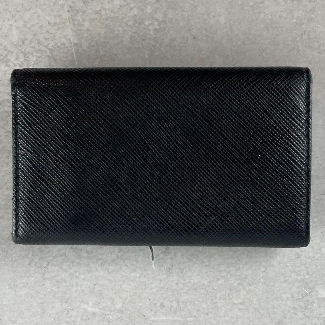 【極美品】PRADA キーケース 6連 三角ロゴ サフィアーノレザー ブラック