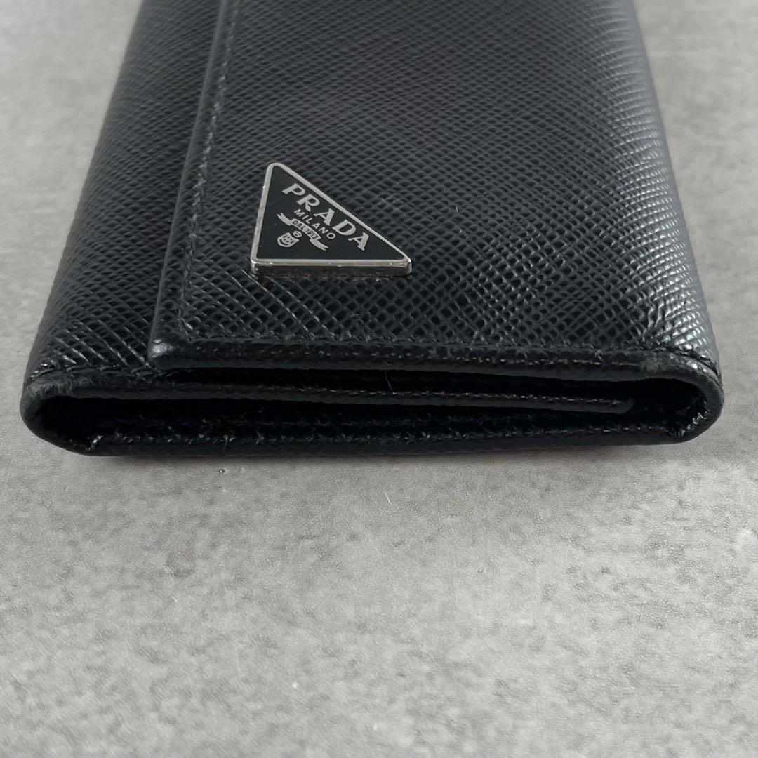 【極美品】PRADA キーケース 6連 三角ロゴ サフィアーノレザー ブラック