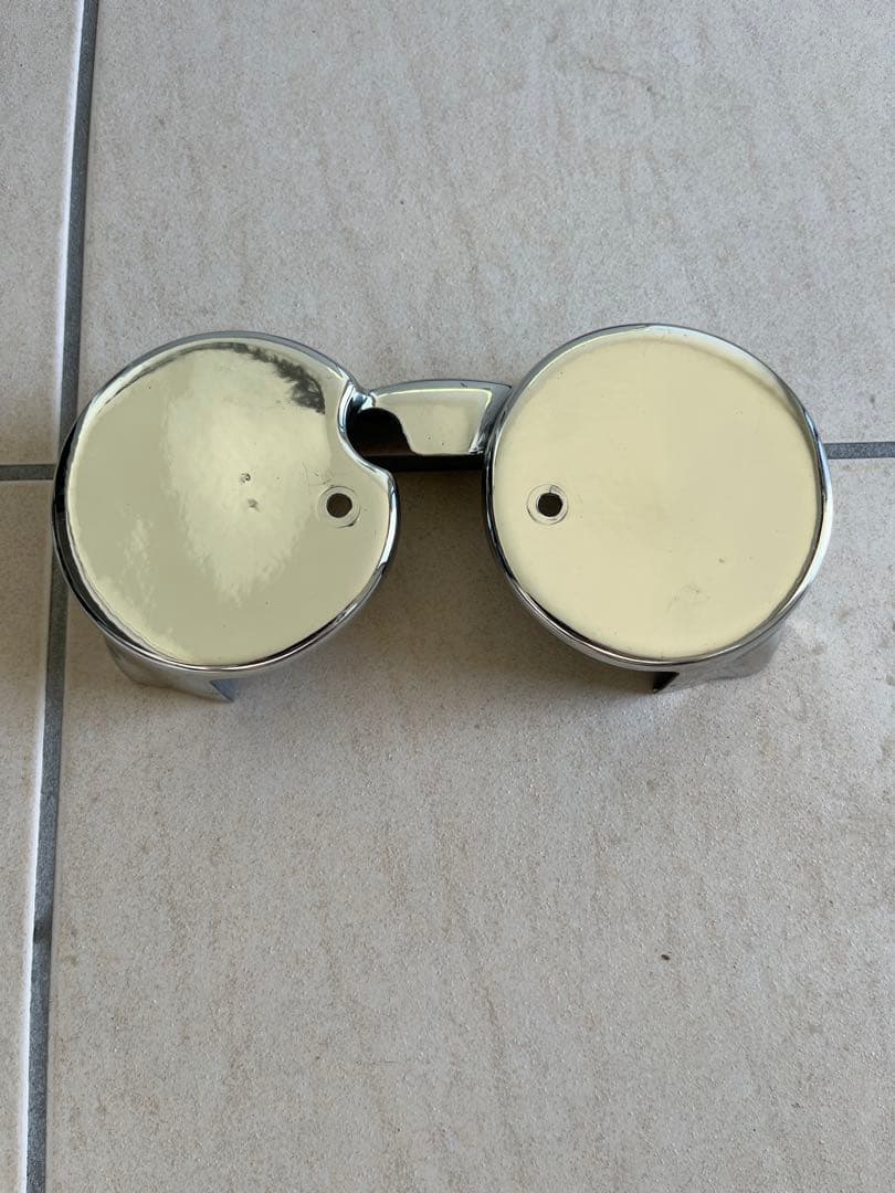 Kawasaki W800 メーターカバー　メッキ1点もの