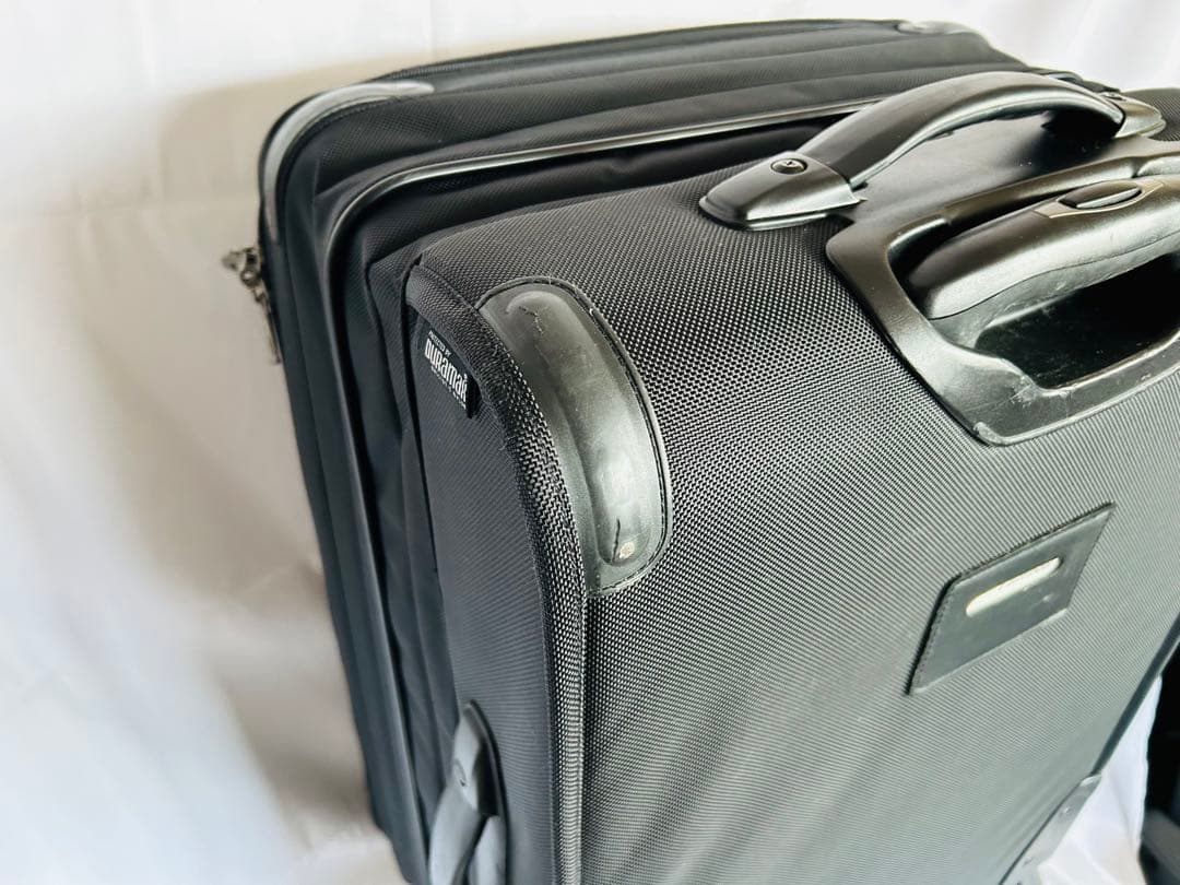 パスファインダー キャリーケース レボリューションズXT スーツケース