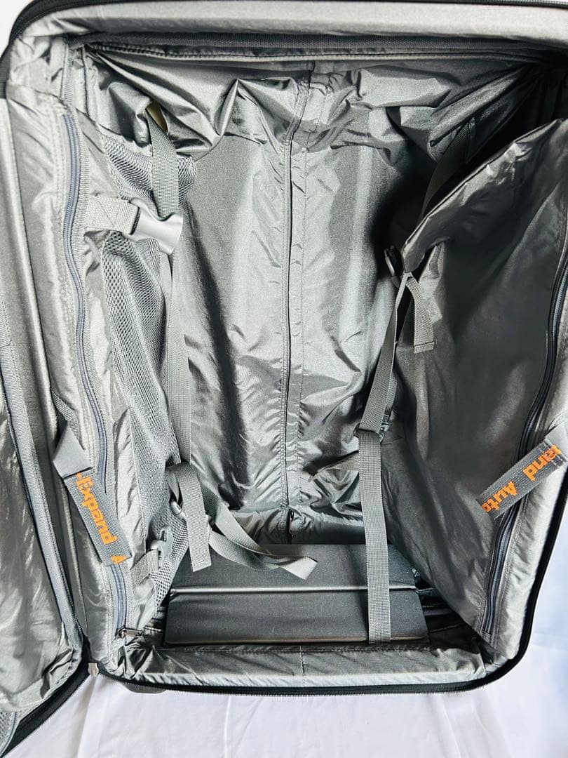 パスファインダー キャリーケース レボリューションズXT スーツケース