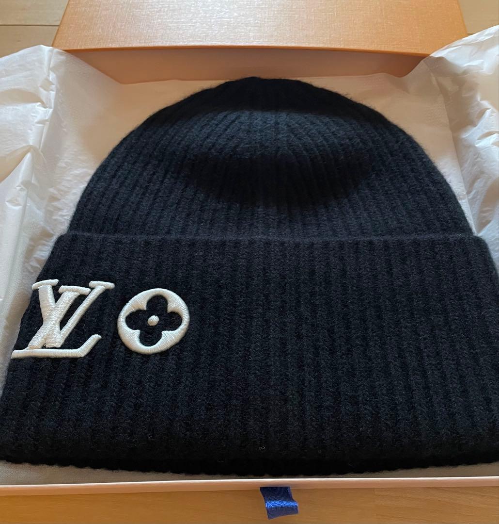 LOUIS VUITTON 黒ニット帽　最終価格