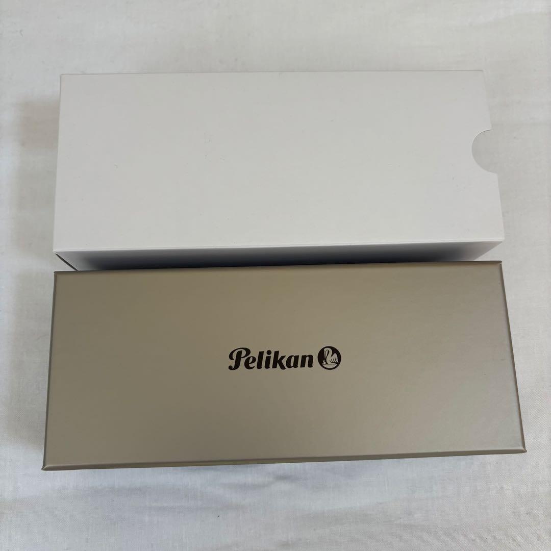 Pelikan ボールペン ホワイト ストライプデザイン