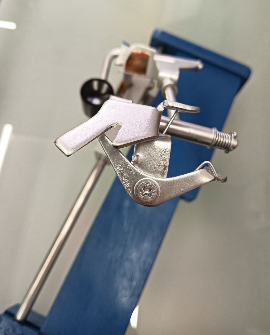 精密鋏研磨機（大熊式研磨機リメイク型）完全調整済スキ鋏付き！！