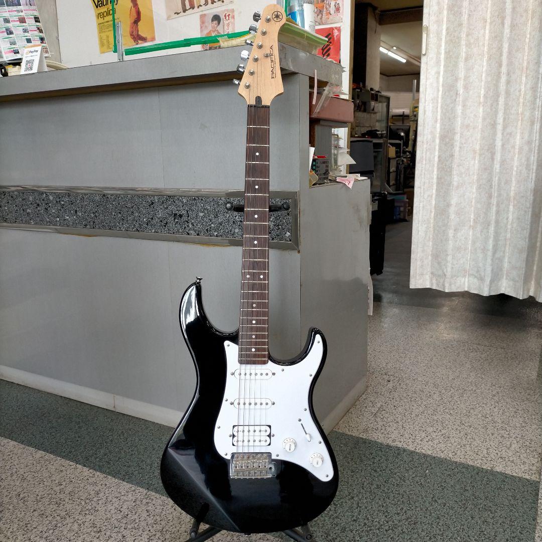 Yamaha PACIFICA 012 ブラック エレキギター