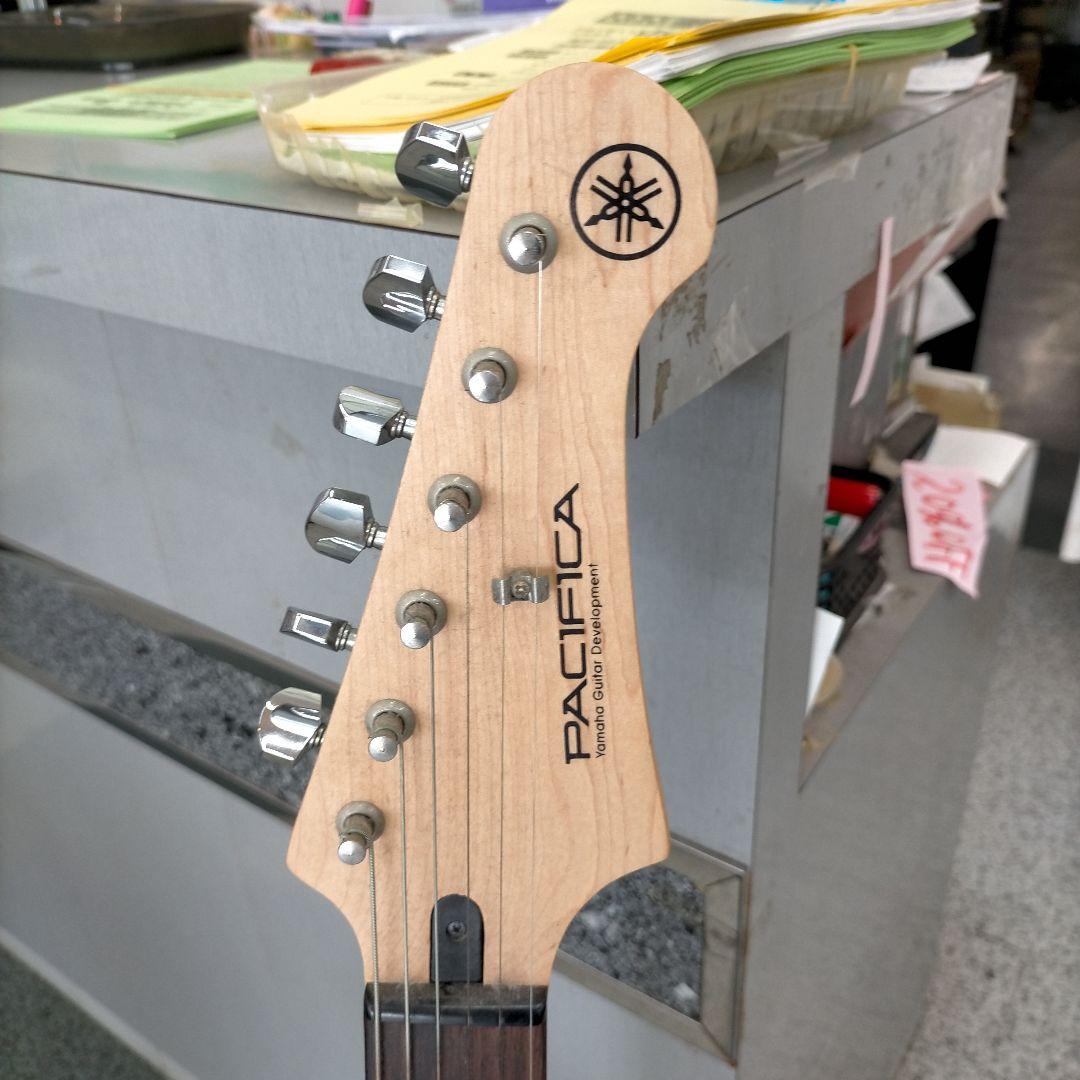 Yamaha PACIFICA 012 ブラック エレキギター