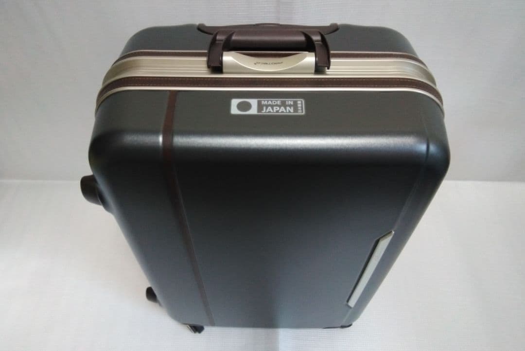 【プロテカ】スーツケース 日本製 レクトクラシックII 67L NIZ③