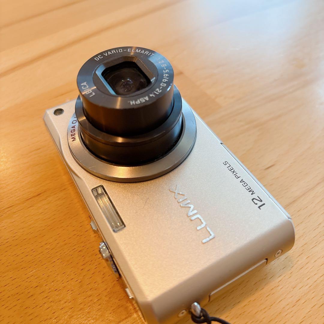 DMC-FX100 LUMIX パナソニック　デジカメ