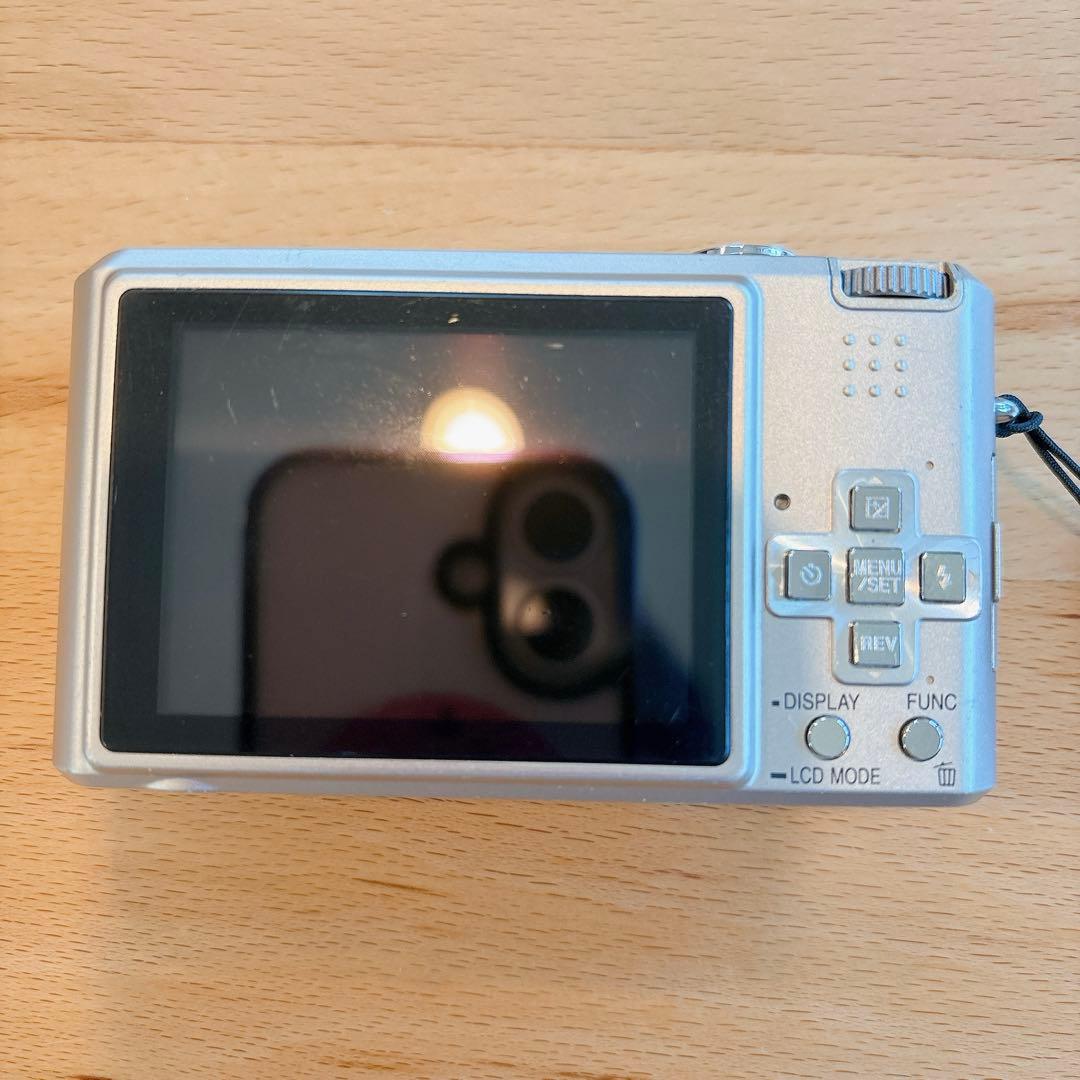DMC-FX100 LUMIX パナソニック　デジカメ