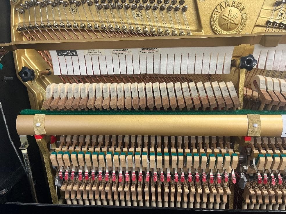 ★80732【アップライトピアノ】YAMAHA　UX30A