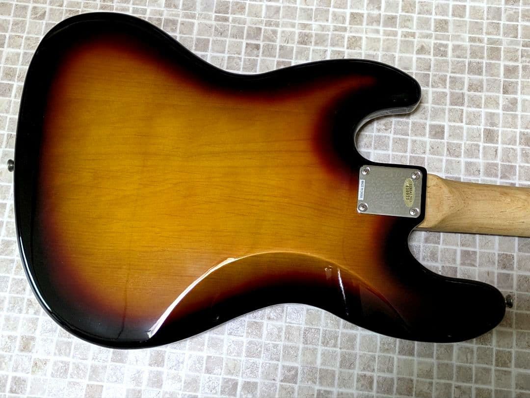 BUSKERS バスカーズ ベース エレキベース サンバースト ジャズベース
