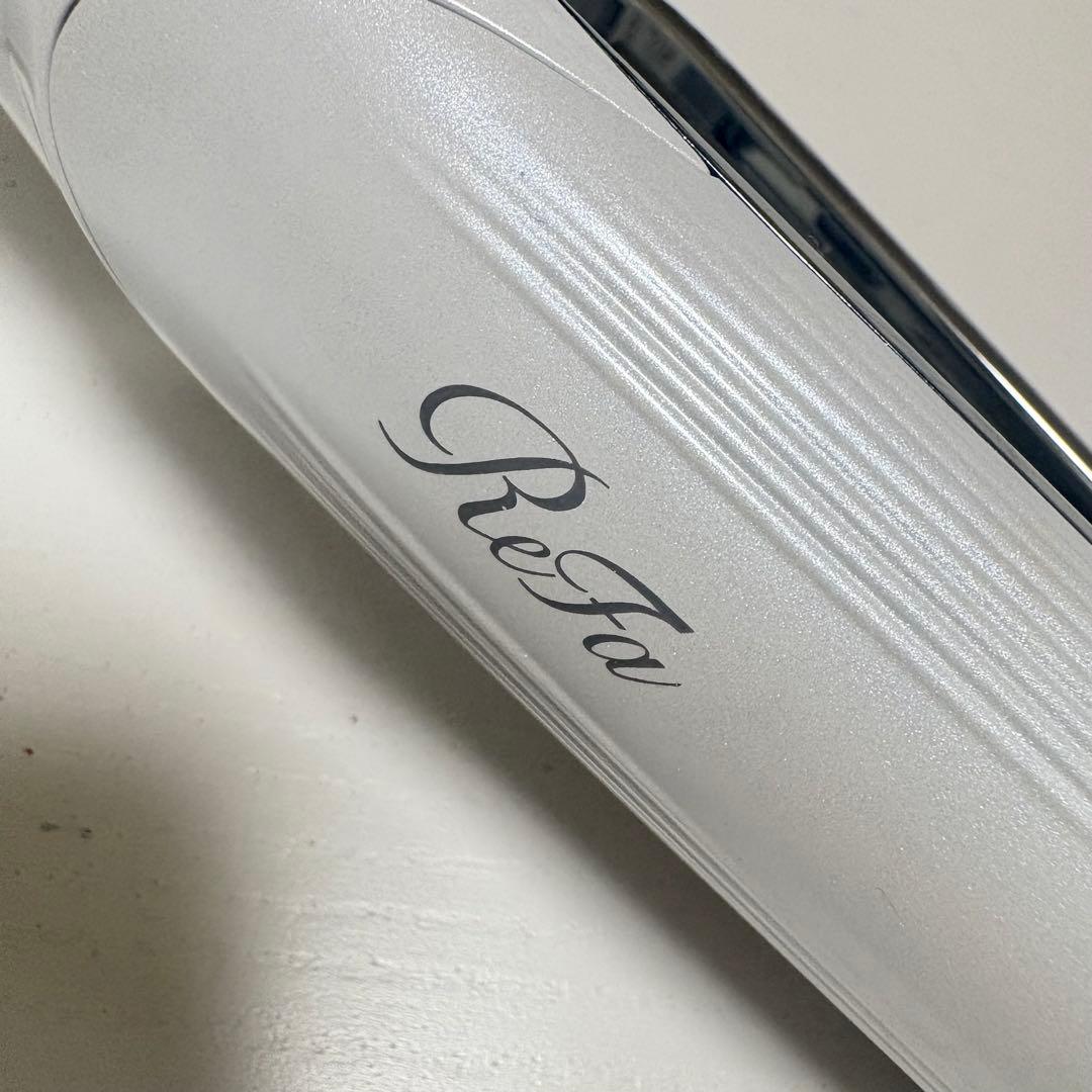 ReFa ストレートヘアアイロン ホワイト　持ち運び