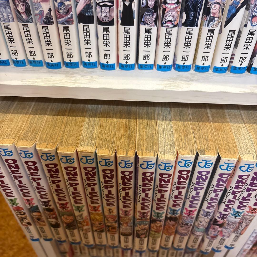 ワンピース全巻1〜111巻＋ワンピース公式ファンブック、映画付録（14冊）