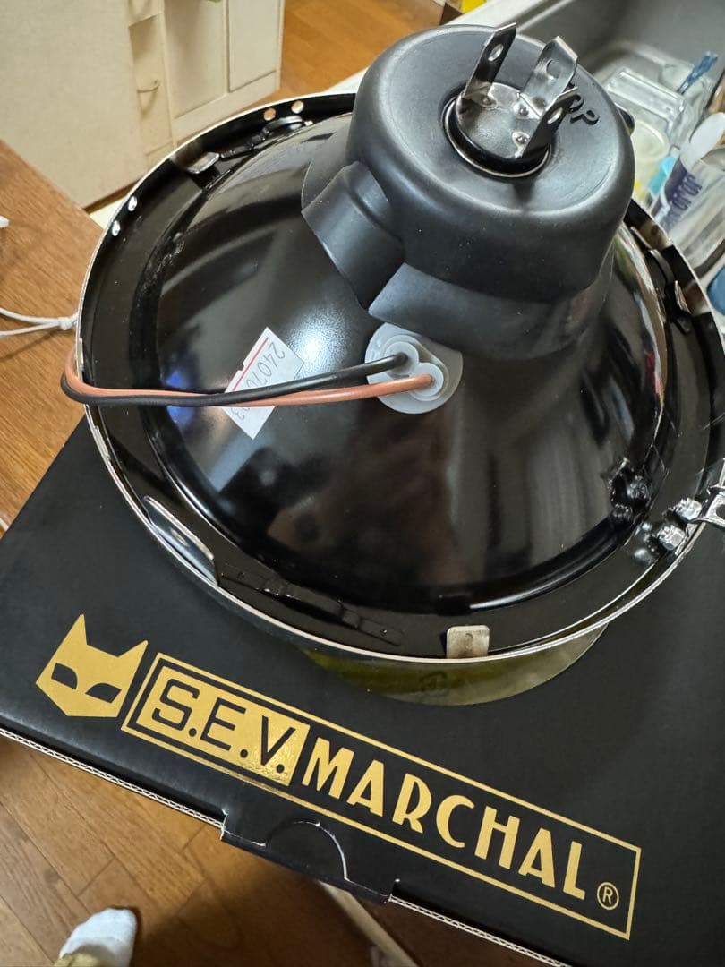 S.E.V.MARCHAL イエローヘッドライト