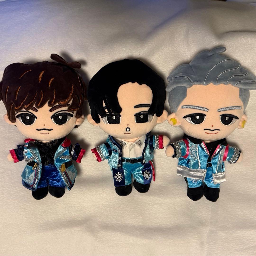 三鬼龍　ターコイズ衣装